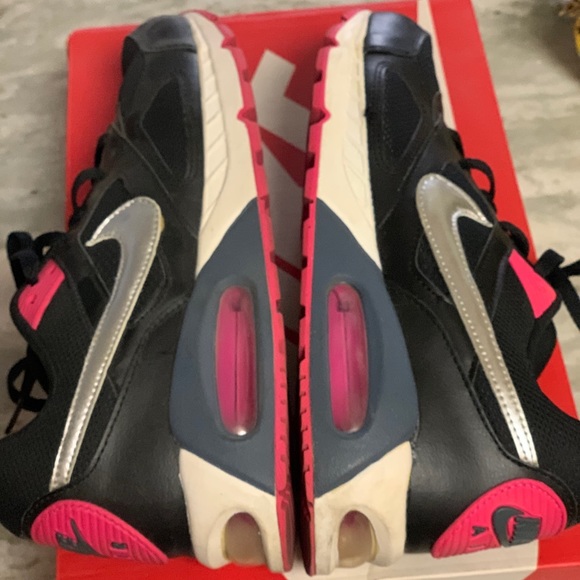 Slightly used, comfy, Nike presto. - Picture 2 of 6